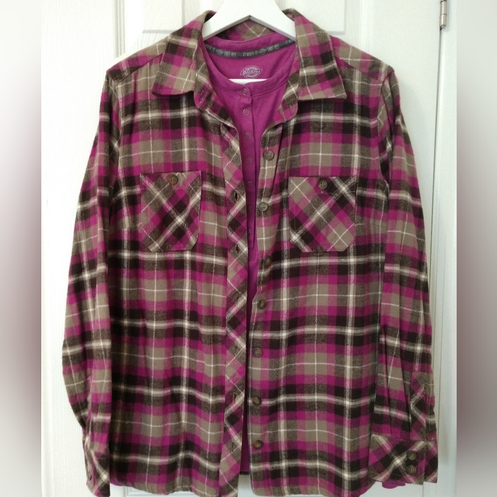 Dickies 2 Piece Flannel Shirt & Thermal Shirt